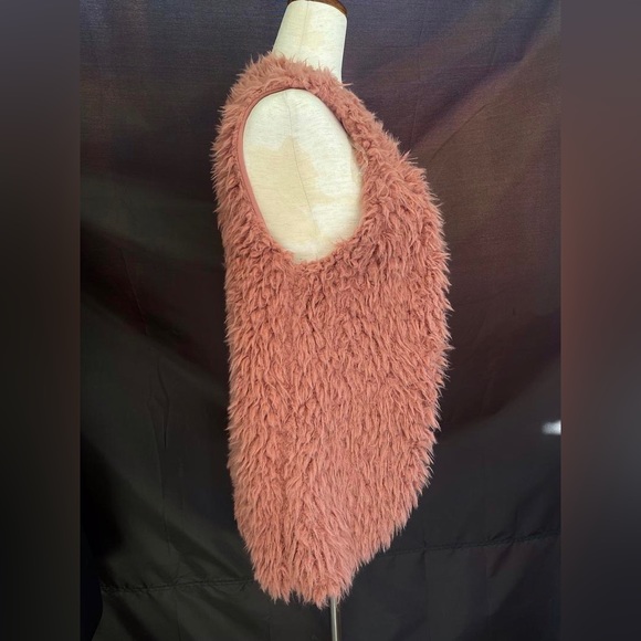 Pink salmon furry vest by ‘Neon Soul’ - Picture 3 of 5